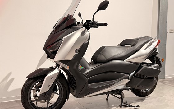Gebrauchtmotorrad Yamaha XMAX 300 - Bild 8