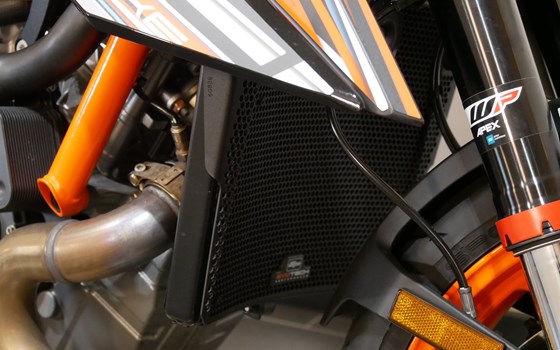 Gebrauchtmotorrad KTM 1290 Super Duke R - Bild 11