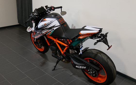 Gebrauchtmotorrad KTM 1290 Super Duke R - Bild 3