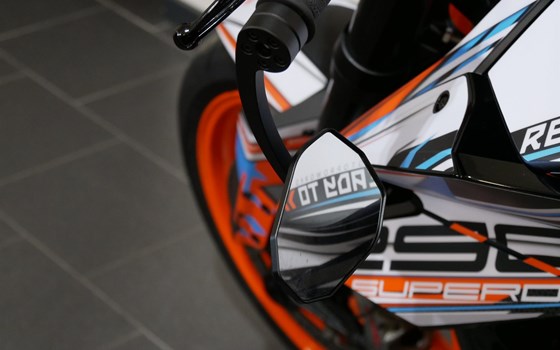 Gebrauchtmotorrad KTM 1290 Super Duke R - Bild 6