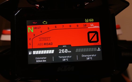 Gebrauchtmotorrad KTM 1290 Super Duke R - Bild 8