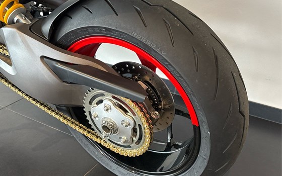 Gebrauchtmotorrad Ducati Hypermotard 950 RVE - Bild 6