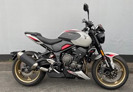 Neumotorrad Triumph Trident 800