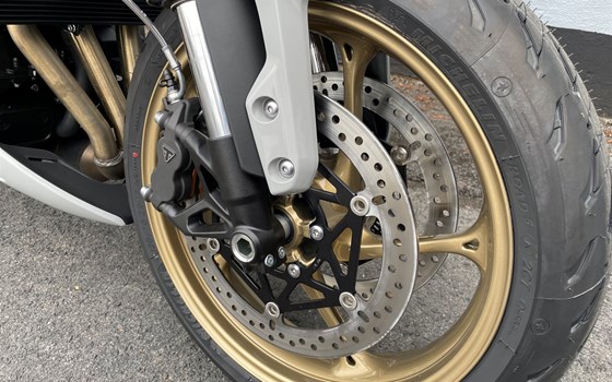 Neufahrzeug Triumph Trident 800 - Bild 8