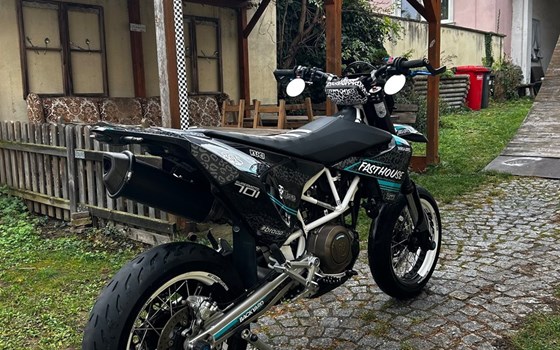 Gebrauchtmotorrad Husqvarna 701 Supermoto - Bild 8