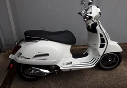 Gebrauchte Vespa GTS 300 Super Tech