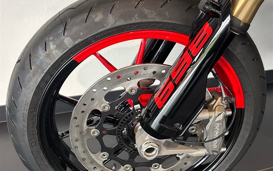 Neufahrzeug Ducati Hypermotard 698 Mono - Bild 10