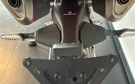 Neufahrzeug Ducati Hypermotard 698 Mono - Bild 3