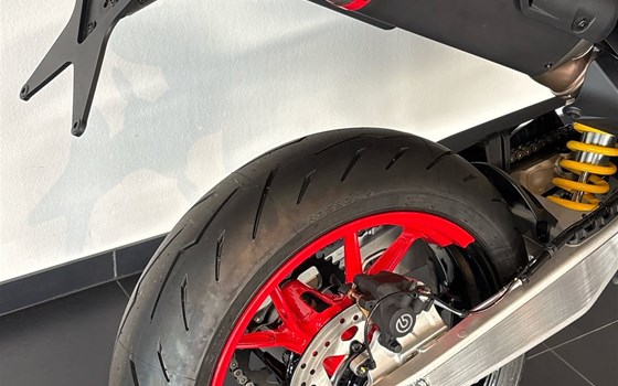 Neufahrzeug Ducati Hypermotard 698 Mono - Bild 6