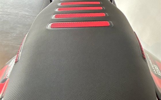 Neufahrzeug Ducati Hypermotard 698 Mono - Bild 7