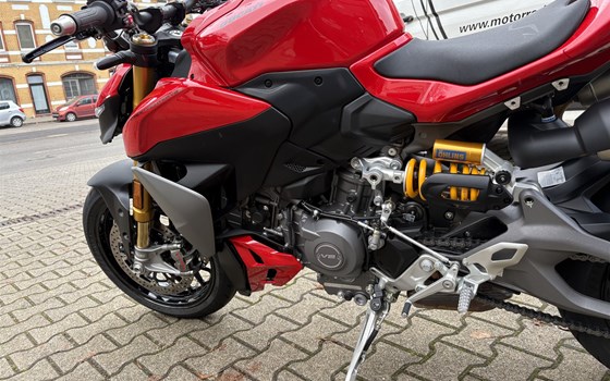 Gebrauchtmotorrad Ducati Streetfighter V2 S - Bild 15