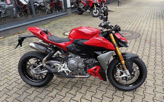 Gebrauchtmotorrad Ducati Streetfighter V2 S - Bild 7