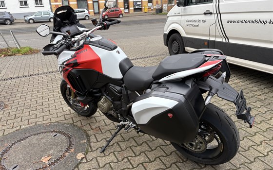 Gebrauchtmotorrad Ducati Multistrada V4 RS - Bild 2