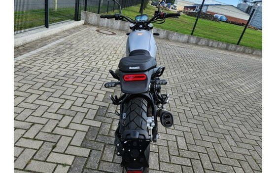 Gebrauchtmotorrad Benelli Leoncino 500 Trail - Bild 10