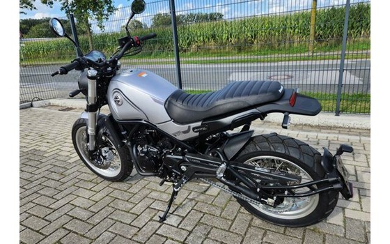 Gebrauchtmotorrad Benelli Leoncino 500 Trail - Bild 16