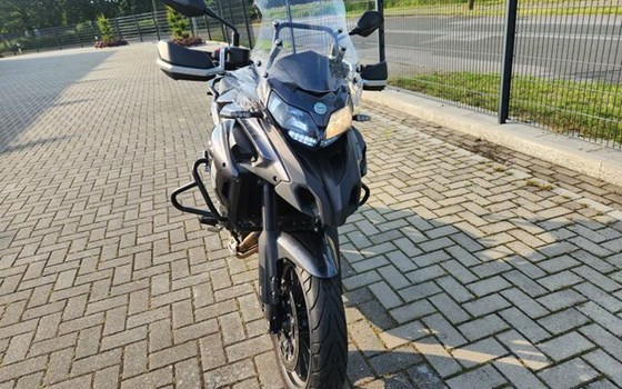 Gebrauchtmotorrad Benelli TRK 502 - Bild 18