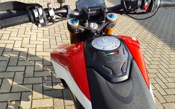 Gebrauchtmotorrad Ducati Hypermotard 950 SP - Bild 8