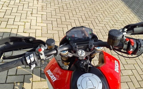 Gebrauchtmotorrad Ducati Hypermotard 950 SP - Bild 9