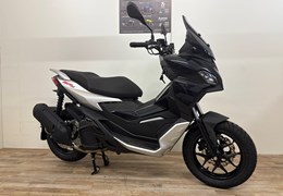 Neumotorrad Aprilia SR GT 125