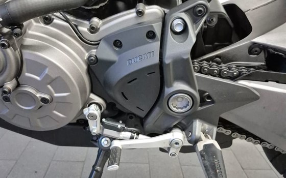 Gebrauchtmotorrad Ducati Monster 821 - Bild 15