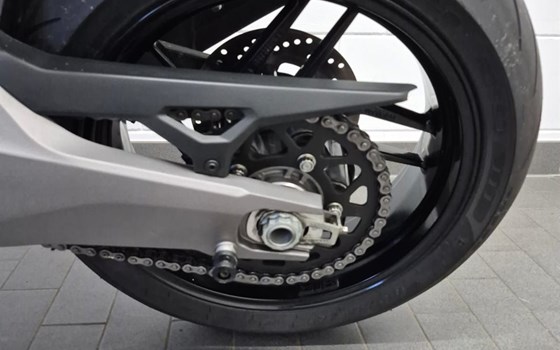 Gebrauchtmotorrad Ducati Monster 821 - Bild 17