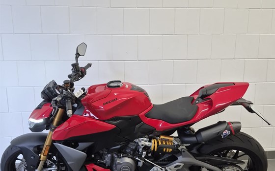 Gebrauchtmotorrad Ducati Streetfighter V2 S - Bild 10