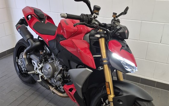 Gebrauchtmotorrad Ducati Streetfighter V2 S - Bild 2