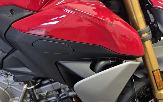 Gebrauchtmotorrad Ducati Streetfighter V2 S - Bild 6