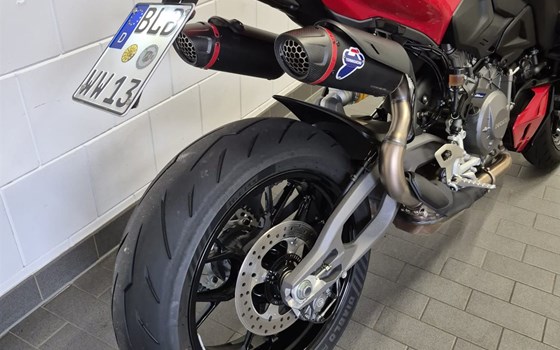 Gebrauchtmotorrad Ducati Streetfighter V2 S - Bild 8