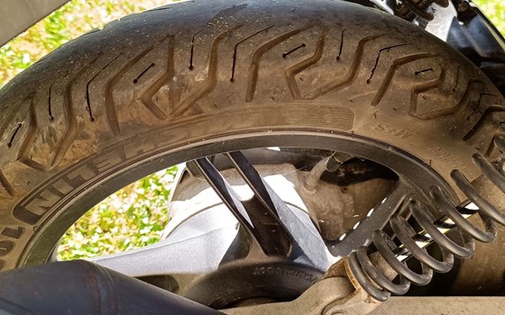 Motorrad Occasion Honda PCX125 - Bild 3