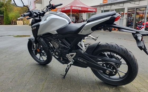 Neufahrzeug Honda CB125R - Bild 11