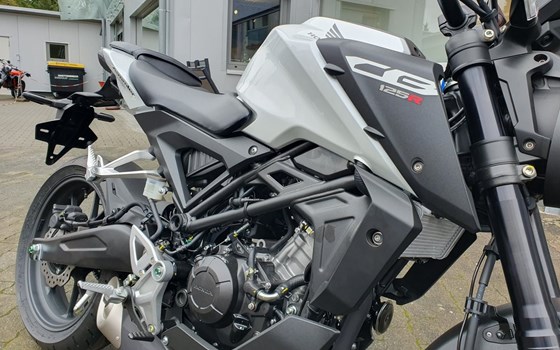 Neufahrzeug Honda CB125R - Bild 5