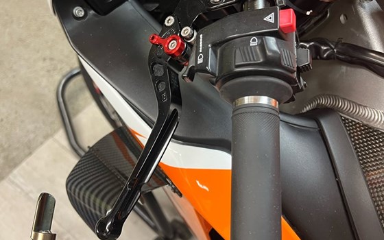 Gebrauchtmotorrad Honda CBR1000RR Fireblade - Bild 2