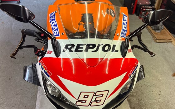 Gebrauchtmotorrad Honda CBR1000RR Fireblade - Bild 4