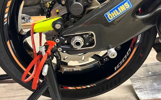 Gebrauchtmotorrad Honda CBR1000RR Fireblade - Bild 12