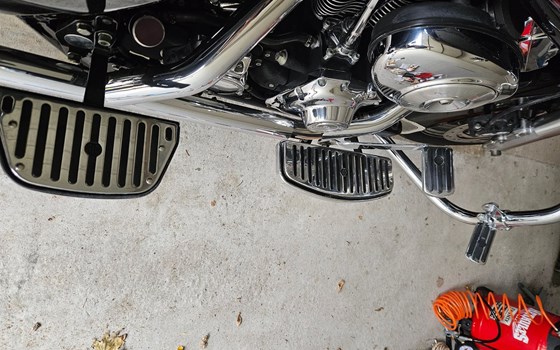 Gebrauchtmotorrad Harley-Davidson Road King Classic FLHRC - Bild 11