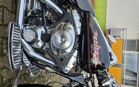 Gebrauchtmotorrad Harley-Davidson Road King Classic FLHRC - Bild 2