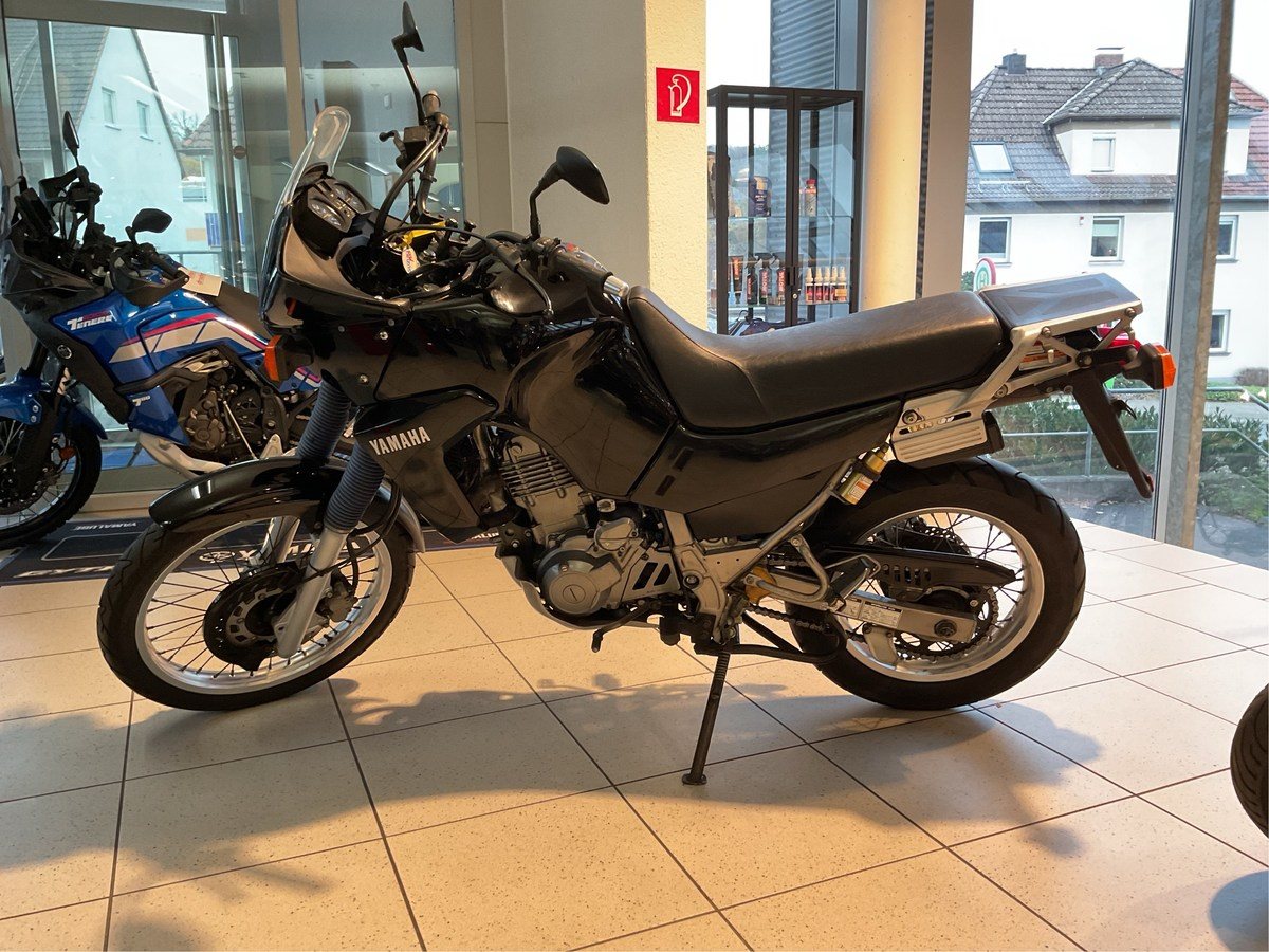 Yamaha XTZ 660