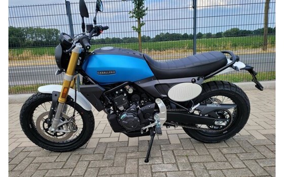 Gebrauchtmotorrad Fantic Caballero 700 - Bild 2