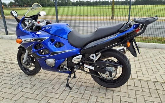 Gebrauchtmotorrad Suzuki GSX 600 F - Bild 3
