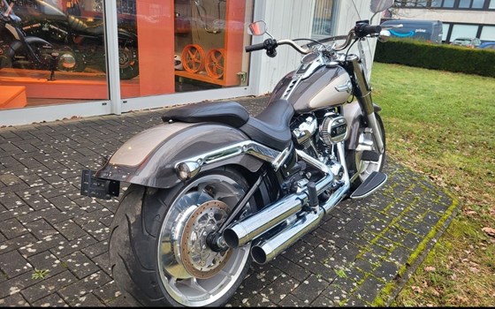 Gebrauchtmotorrad Harley-Davidson Softail Fat Boy 114 FLFBS - Bild 8