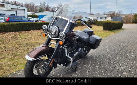 Gebrauchtmotorrad Harley-Davidson Softail Heritage Classic FLHC - Bild 4