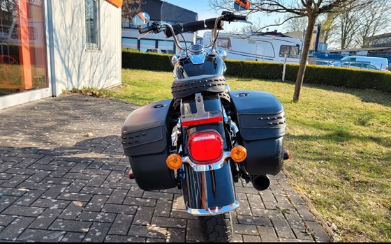 Gebrauchtmotorrad Harley-Davidson Softail Heritage Classic FLHC - Bild 7
