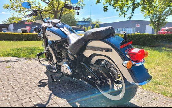 Gebrauchtmotorrad Harley-Davidson Softail Heritage Classic FLHC - Bild 6