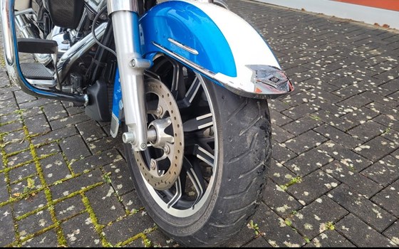 Gebrauchtmotorrad Harley-Davidson Road King Classic FLHRC - Bild 11