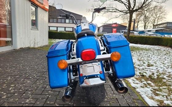 Gebrauchtmotorrad Harley-Davidson Road King Classic FLHRC - Bild 7