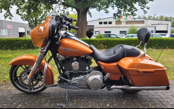 Gebrauchtmotorrad Harley-Davidson Street Glide FLHX - Bild 5