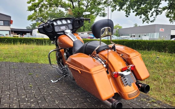 Gebrauchtmotorrad Harley-Davidson Street Glide FLHX - Bild 6