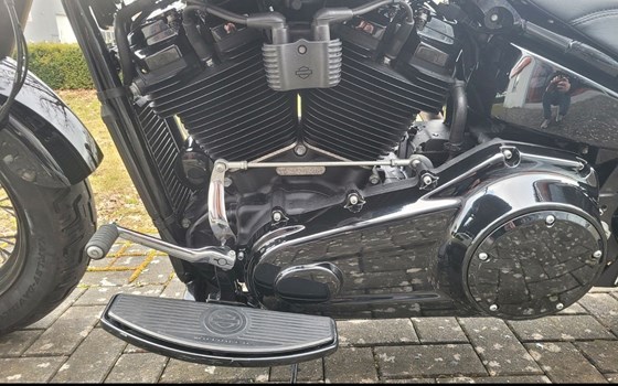 Gebrauchtmotorrad Harley-Davidson Softail Slim FLS - Bild 10