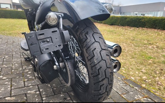 Gebrauchtmotorrad Harley-Davidson Softail Slim FLS - Bild 12